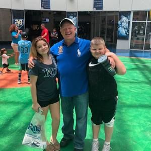 Meet your Posher, Robert